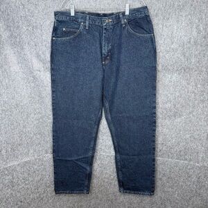 NWT Wrangler Men's Five Star Premium Relaxed Fit Jeans- Sz 38x32‎